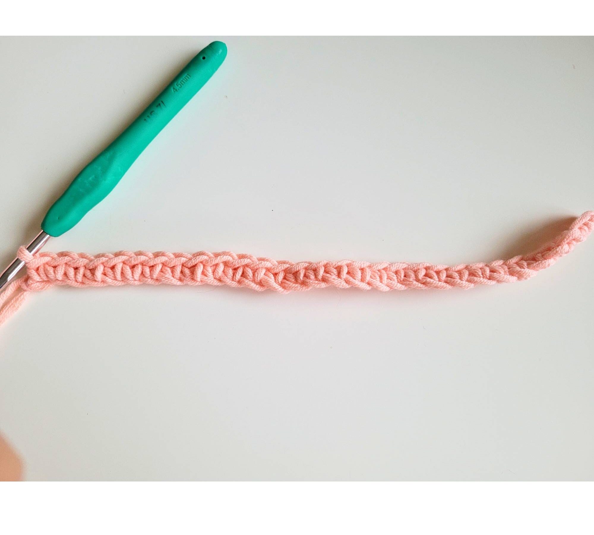 single crochet stitch