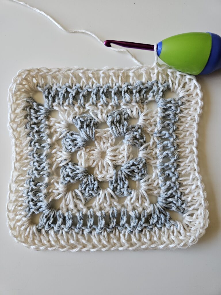 free crochet pattern granny square